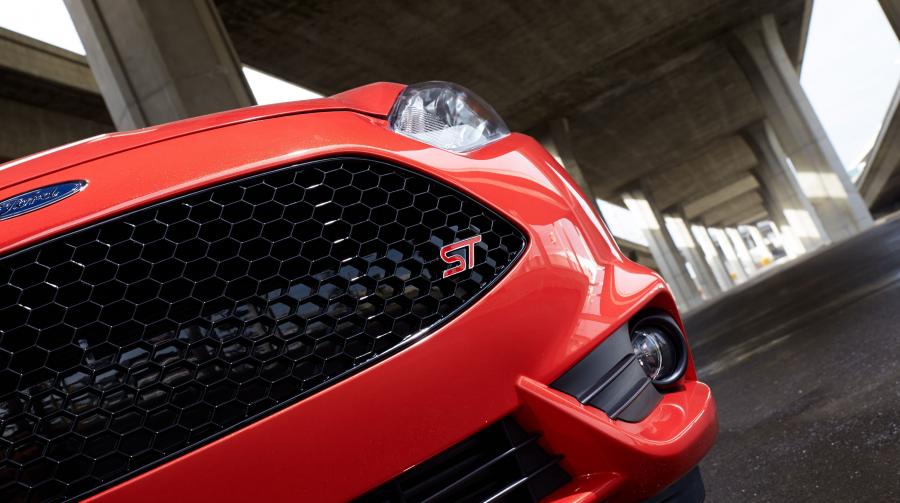  Ford Fiesta ST 2014 года  (US) (фото 7 из 78)